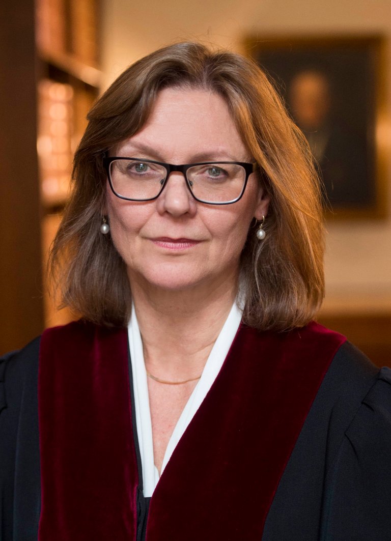 Indreberg, Hilde okt 2017 Foto Høyesterett-Sturlason.jpg