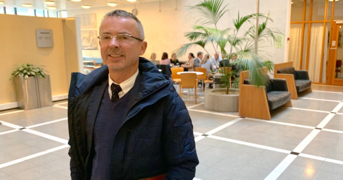 Nå starter jakten på Sven Marius Urkes etterfølger som direktør for Domstoladministrasjonen