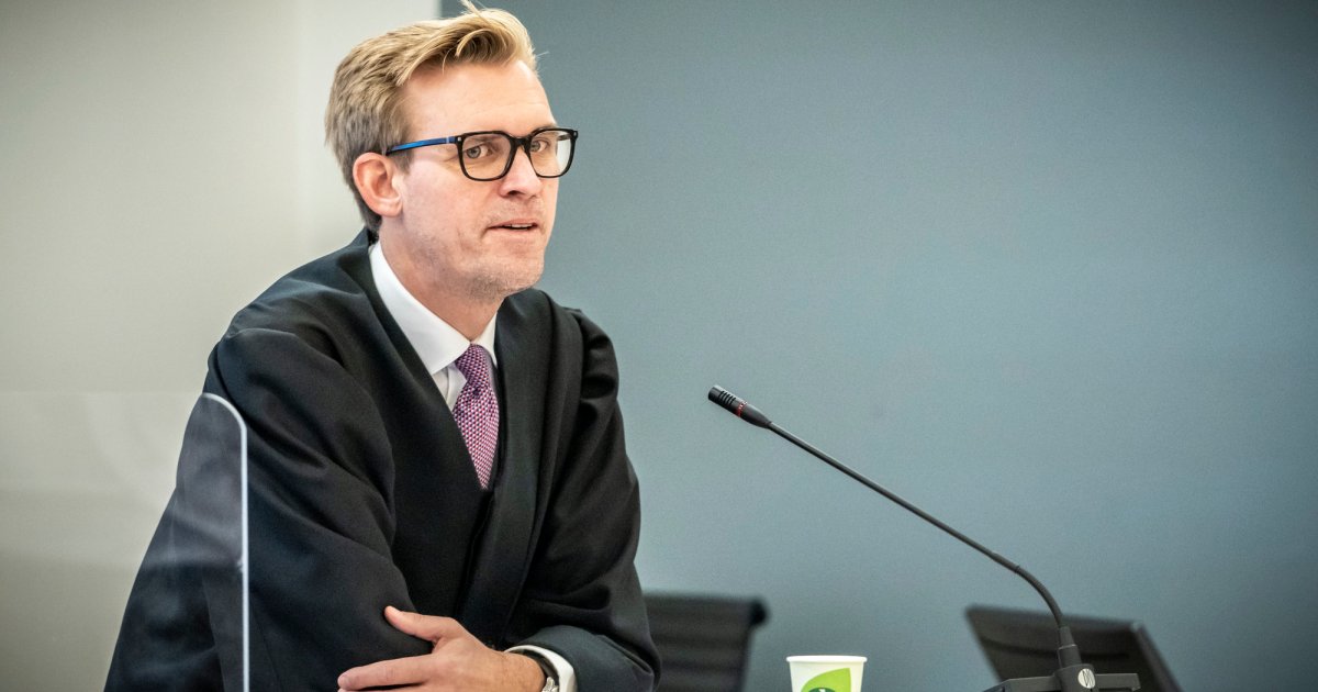 To uker hovedforhandling gikk i bøtta da forsvarer stevnet meddommerens niese som vitne