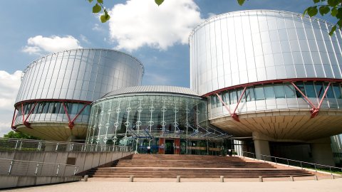Én ny kvinnelig søker til den snart ledige stillingen i Strasbourg