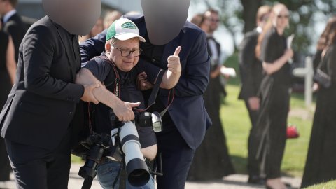 Flere medier anmelder sikkerhetssjefen i Martin Ødegaards bryllup etter fotokonflikter