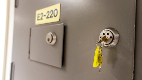 Sivilombudet slår alarm om bruk av sikkerhetsceller i fengsel