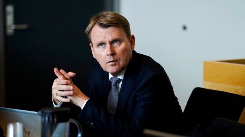 11 søkere konkurrerer om å lede de fire nye påtaleregionene