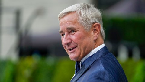 Milliardærtvisten mellom Sveaas og Røkke bli prinsippsak om advokaters taushetsplikt
