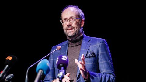 – Regjeringen kan ikke leve med disse to dommene