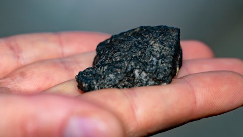 Svensk greve vant i retten – får beholde meteoritt