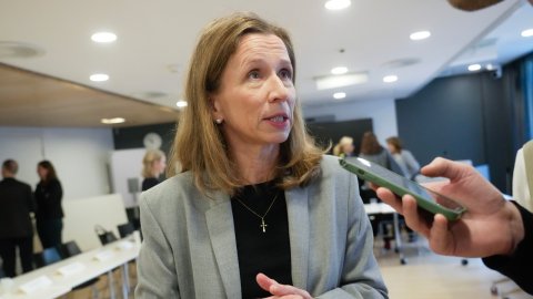 Politi, domstoler og advokater ber regjeringen utsette salærkutt for tolkene