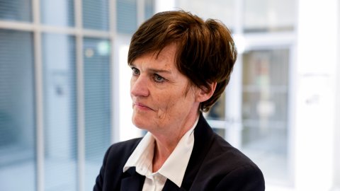 Tiltalt advokat fullstendig frikjent etter anklager om mishandling  – varsler erstatningskrav